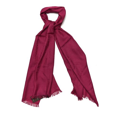 gucci fuchsia scarf